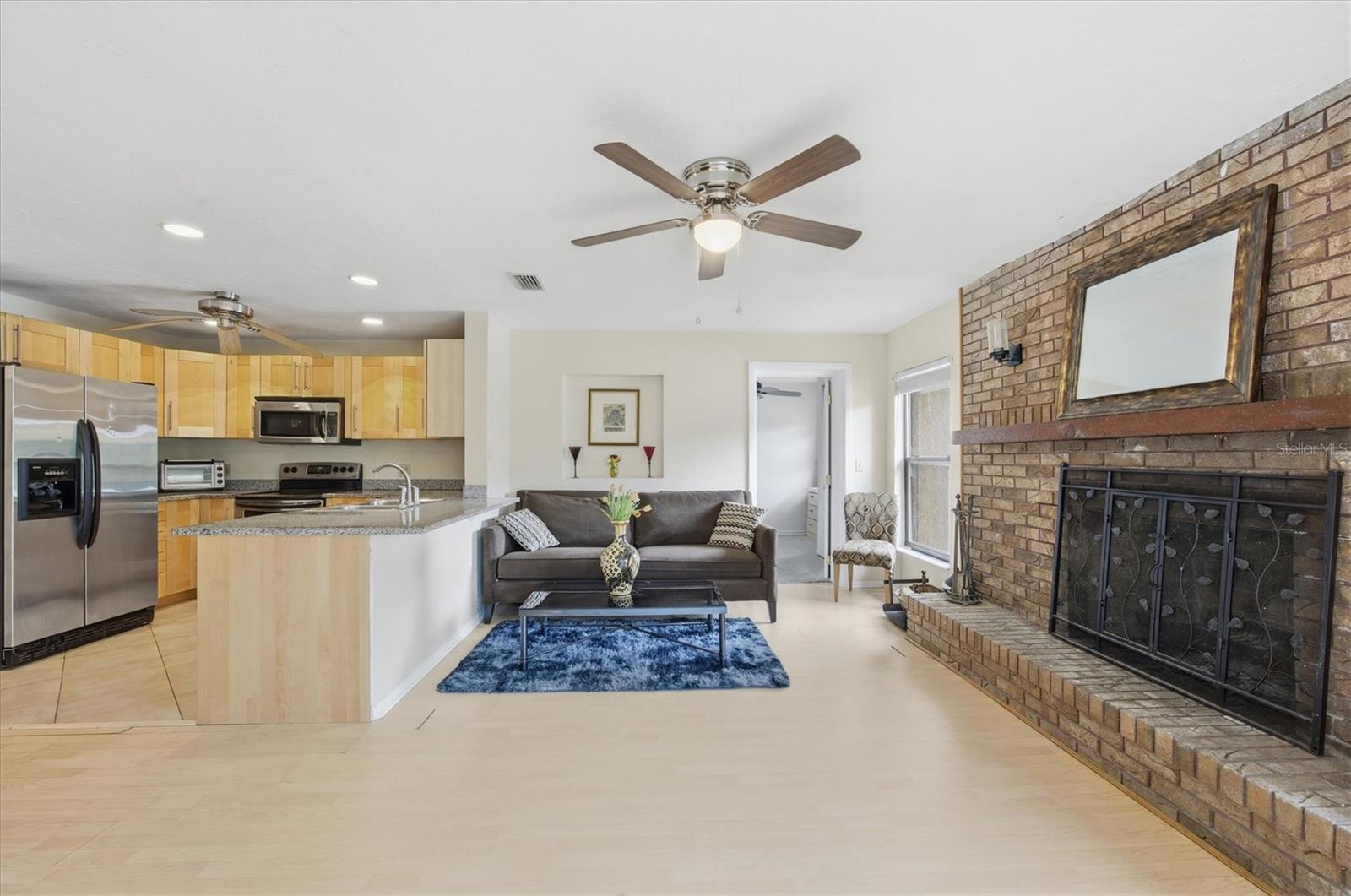 Image 14 of 31 For 1356 Yacht Club Drive