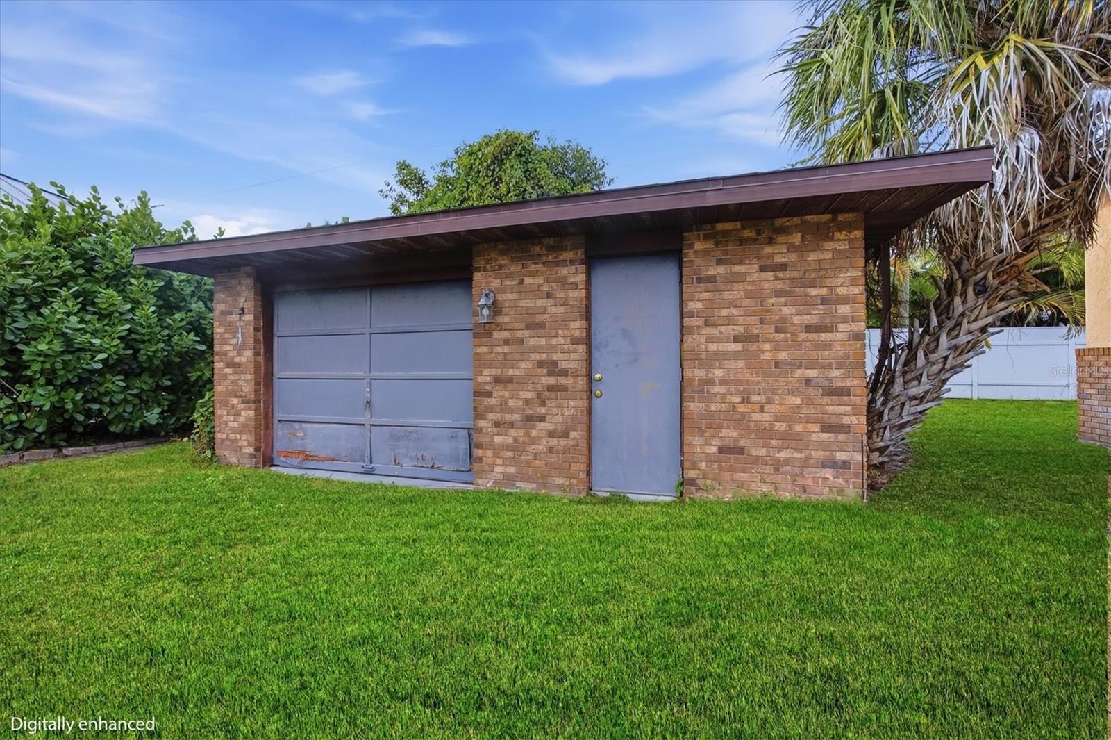 Image 29 of 31 For 1356 Yacht Club Drive