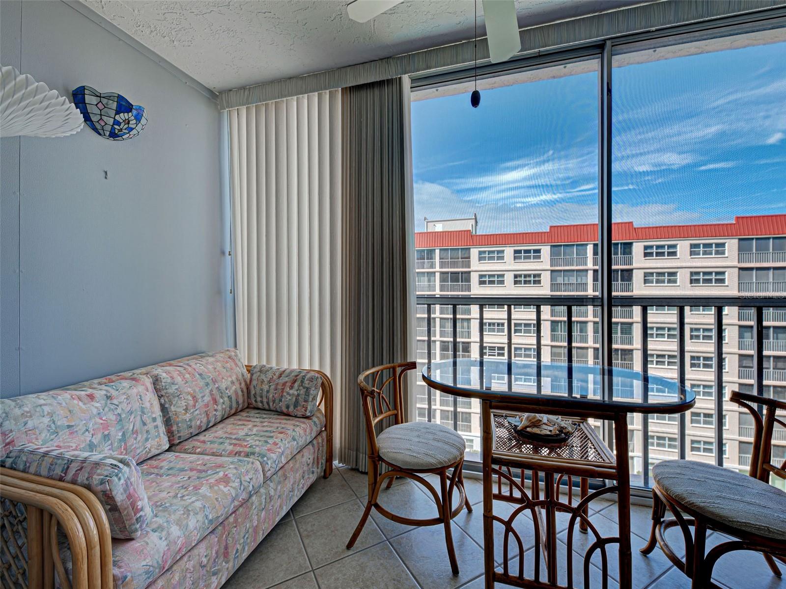 Image 20 of 34 For 232 Saint Augustine Avenue 804