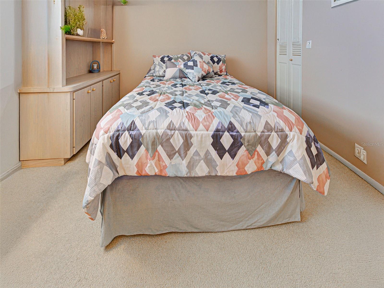 Image 6 of 34 For 232 Saint Augustine Avenue 804