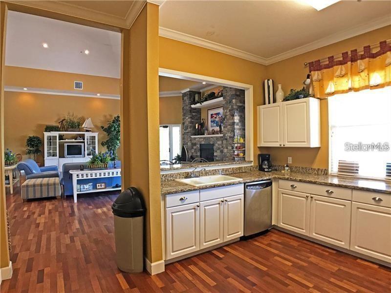 Image 25 of 28 For 5550 Rosehill Road 103