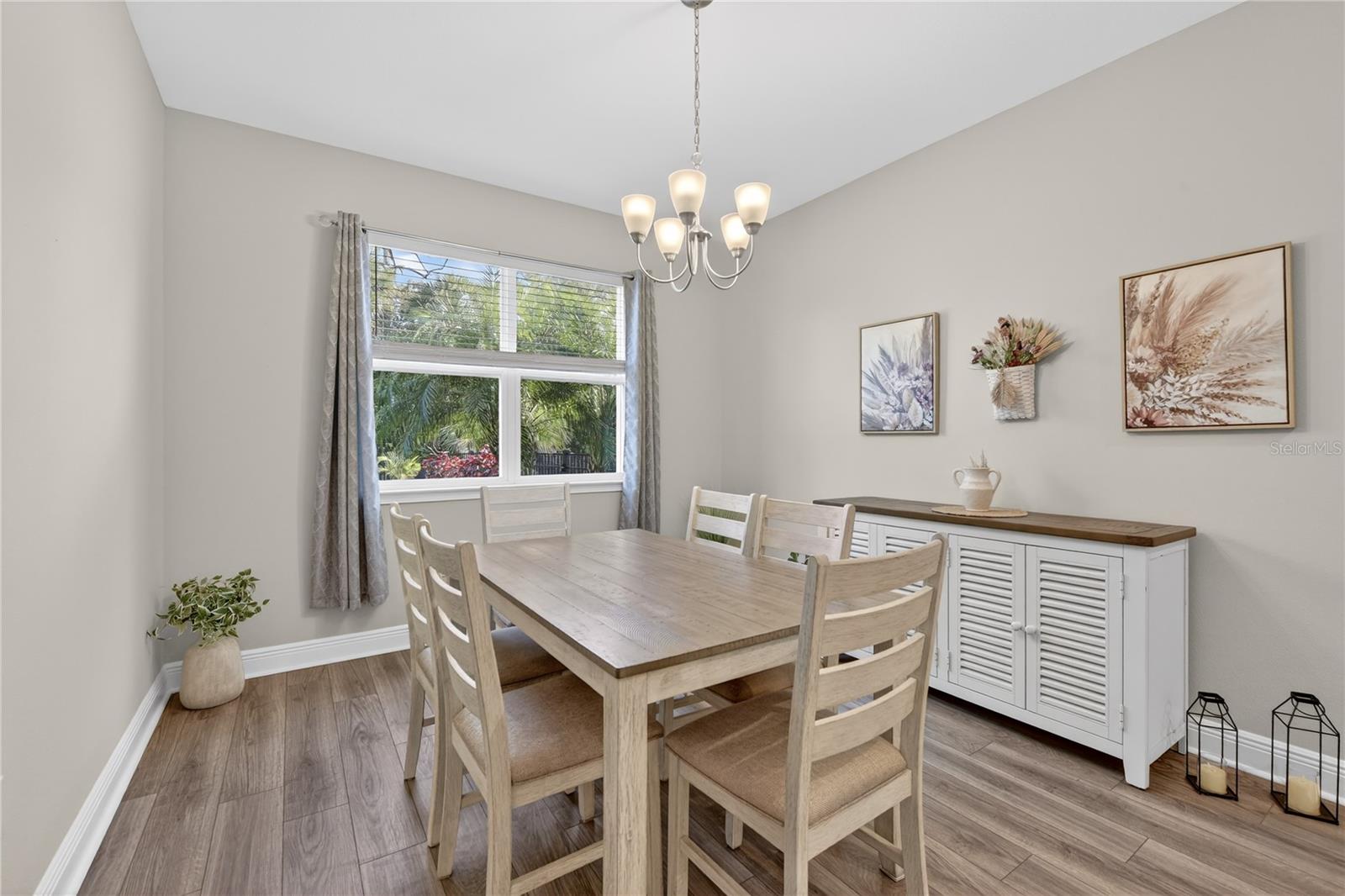 Image 8 of 31 For 11695 Alessandro Lane