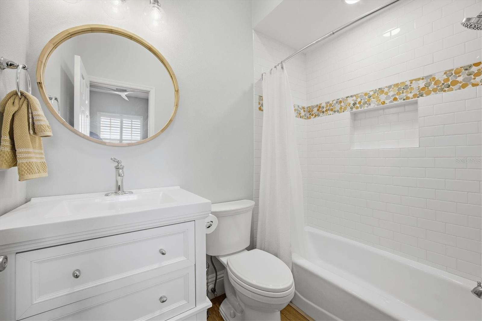 Image 29 of 70 For 403 Trenwick Lane