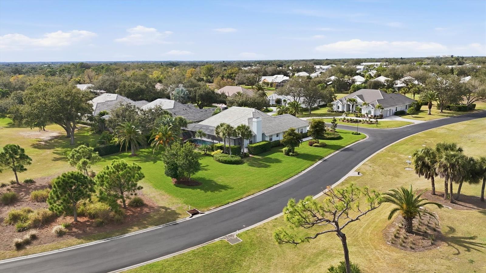 Image 49 of 70 For 403 Trenwick Lane