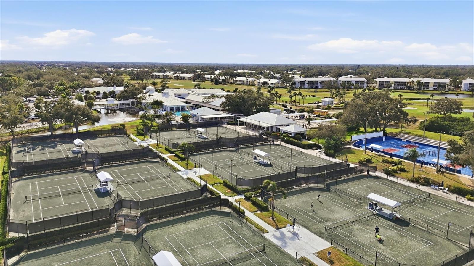 Image 58 of 70 For 403 Trenwick Lane