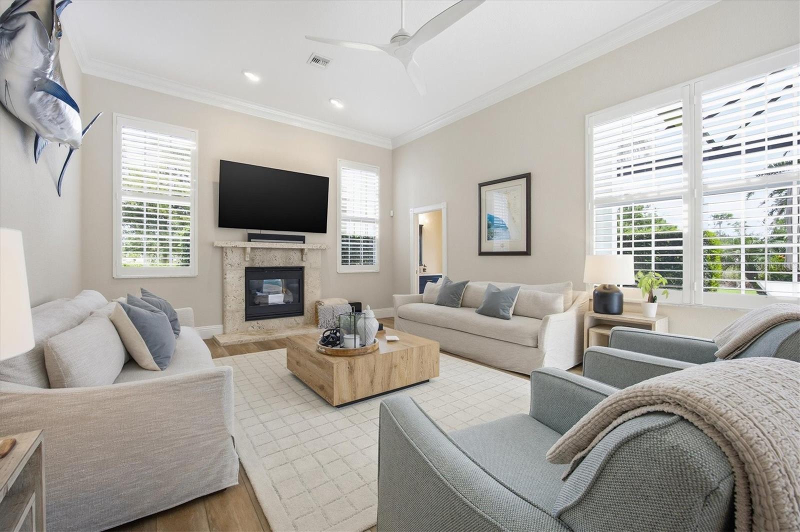 Image 6 of 70 For 403 Trenwick Lane