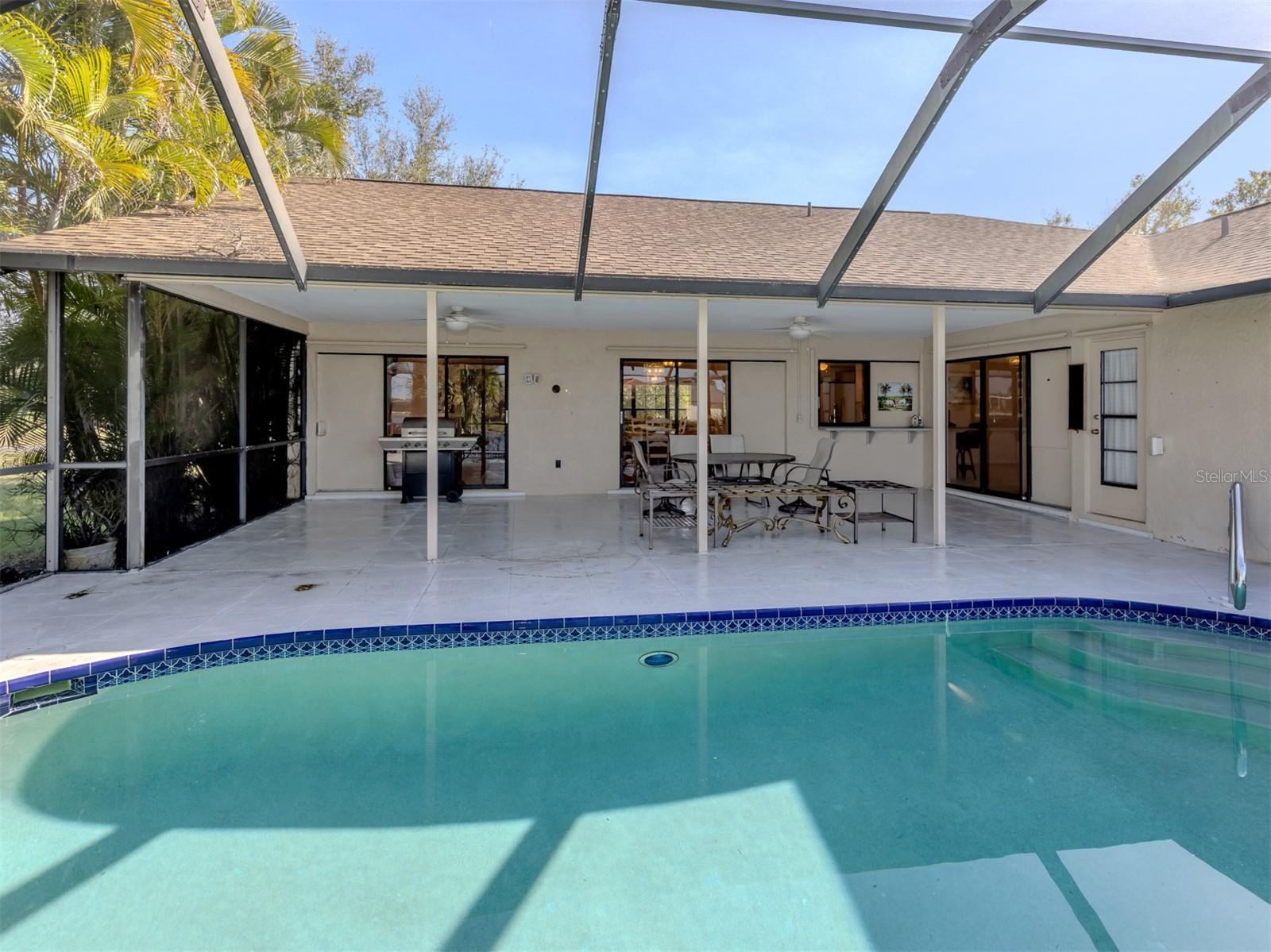 Image 21 of 45 For 17127 Cape Horn Boulevard