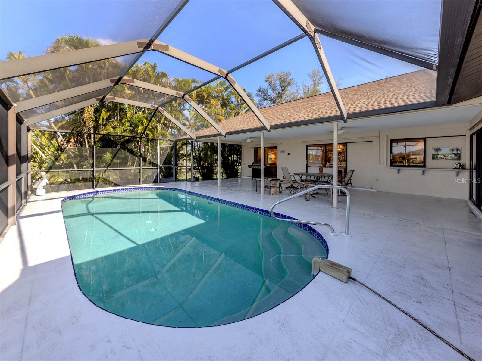 Image 22 of 45 For 17127 Cape Horn Boulevard