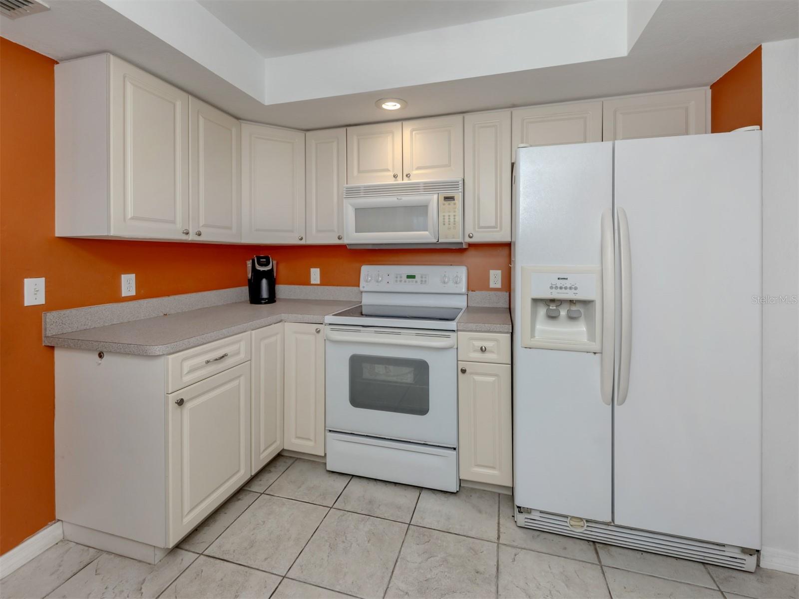 Image 8 of 45 For 17127 Cape Horn Boulevard