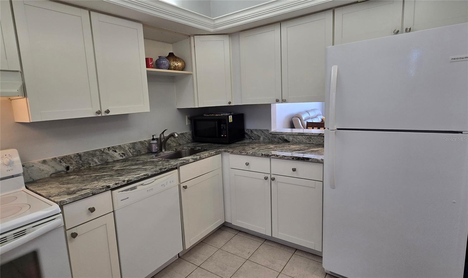 Image 14 of 37 For 245 Center Road 104