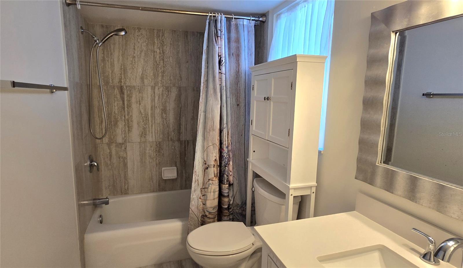 Image 34 of 37 For 245 Center Road 104