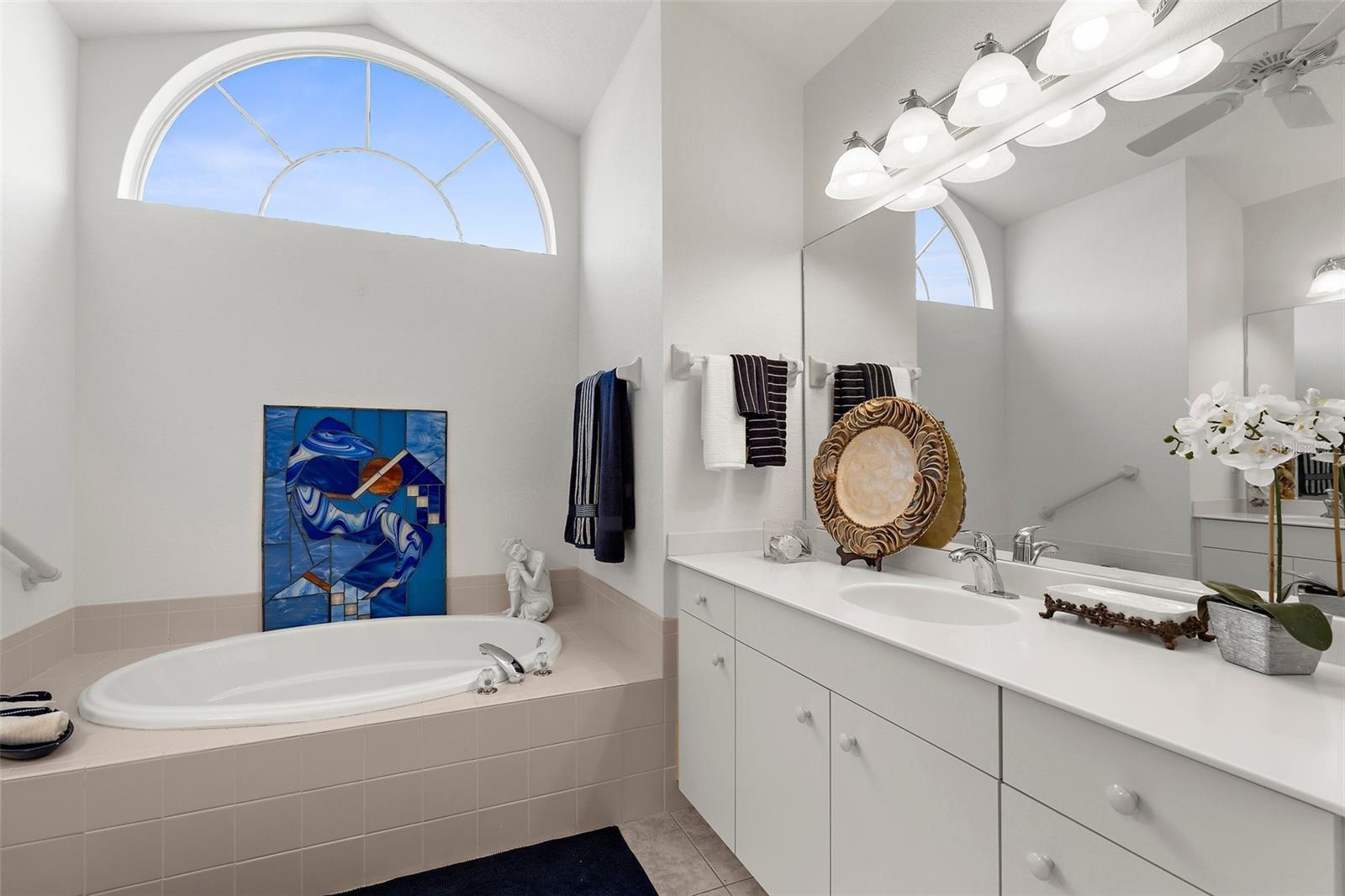 Image 15 of 23 For 213 Venice Palms Boulevard