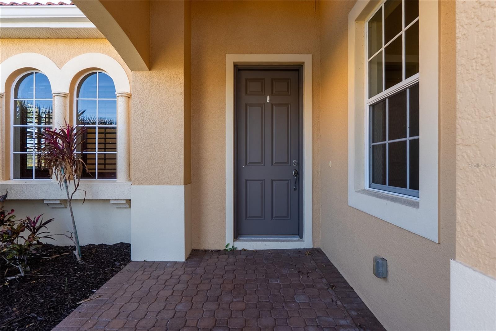 Image 8 of 51 For 337 Cipriani Way