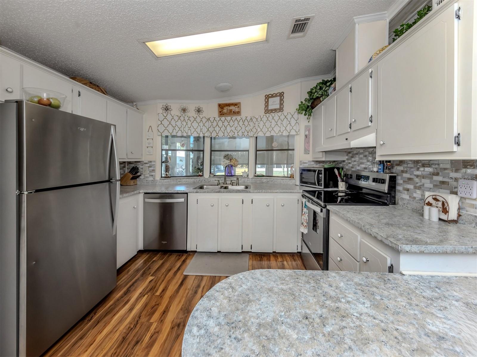 Image 10 of 64 For 579 Portside Drive