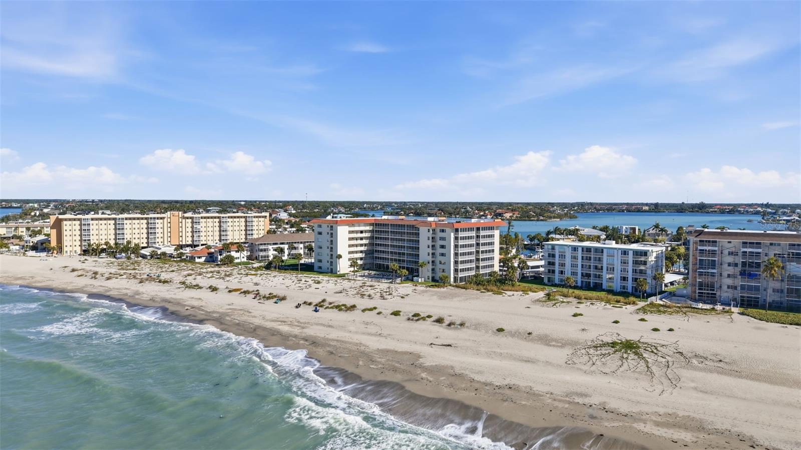 Image 45 of 75 For 1150 Tarpon Center Drive 1-a