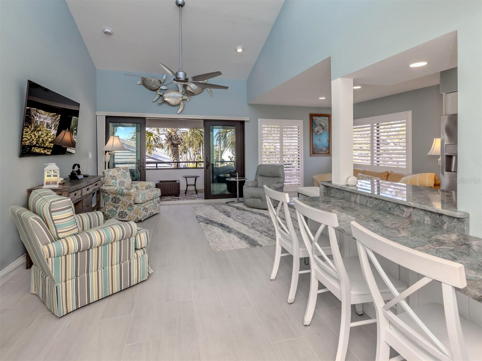 Image 6 of 58 For 1555 Tarpon Center Drive 247