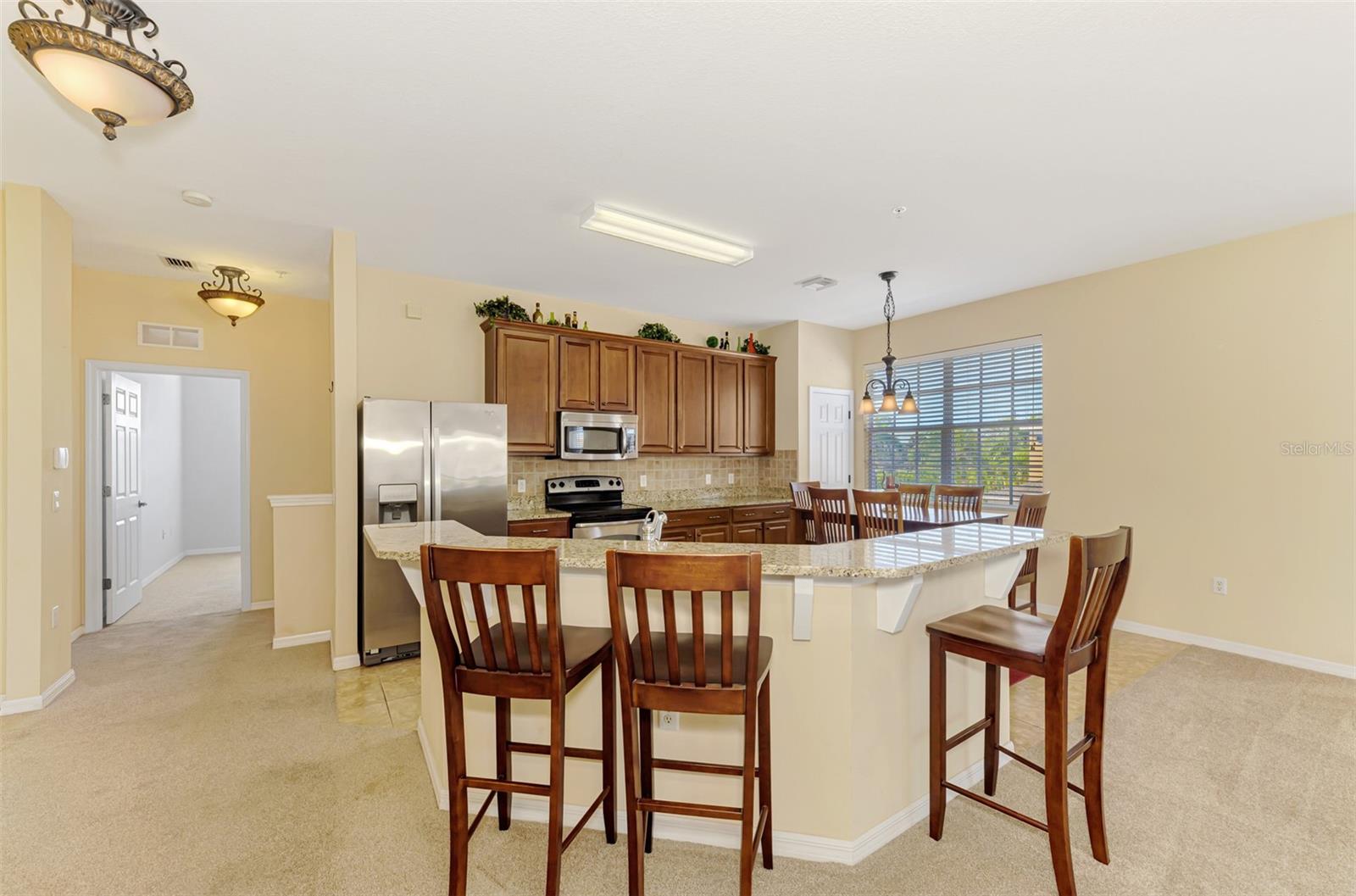 Image 10 of 48 For 5316 Mang Place 1302