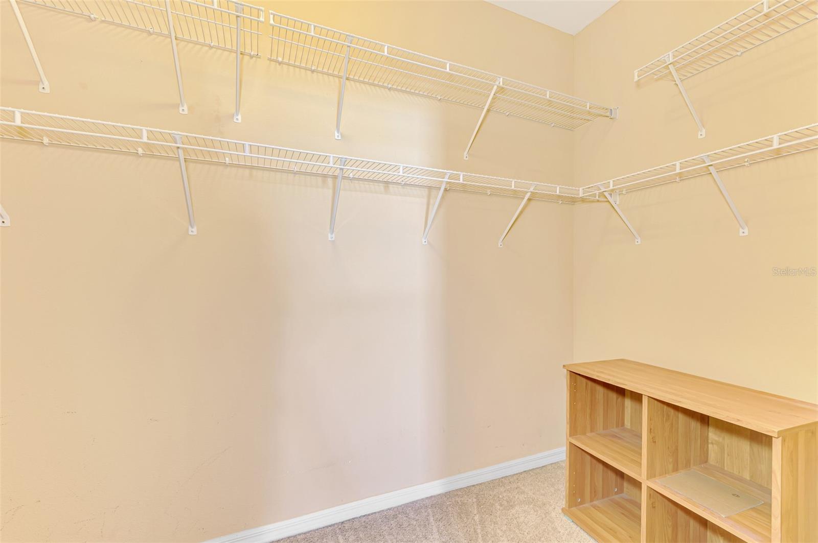 Image 28 of 48 For 5316 Mang Place 1302