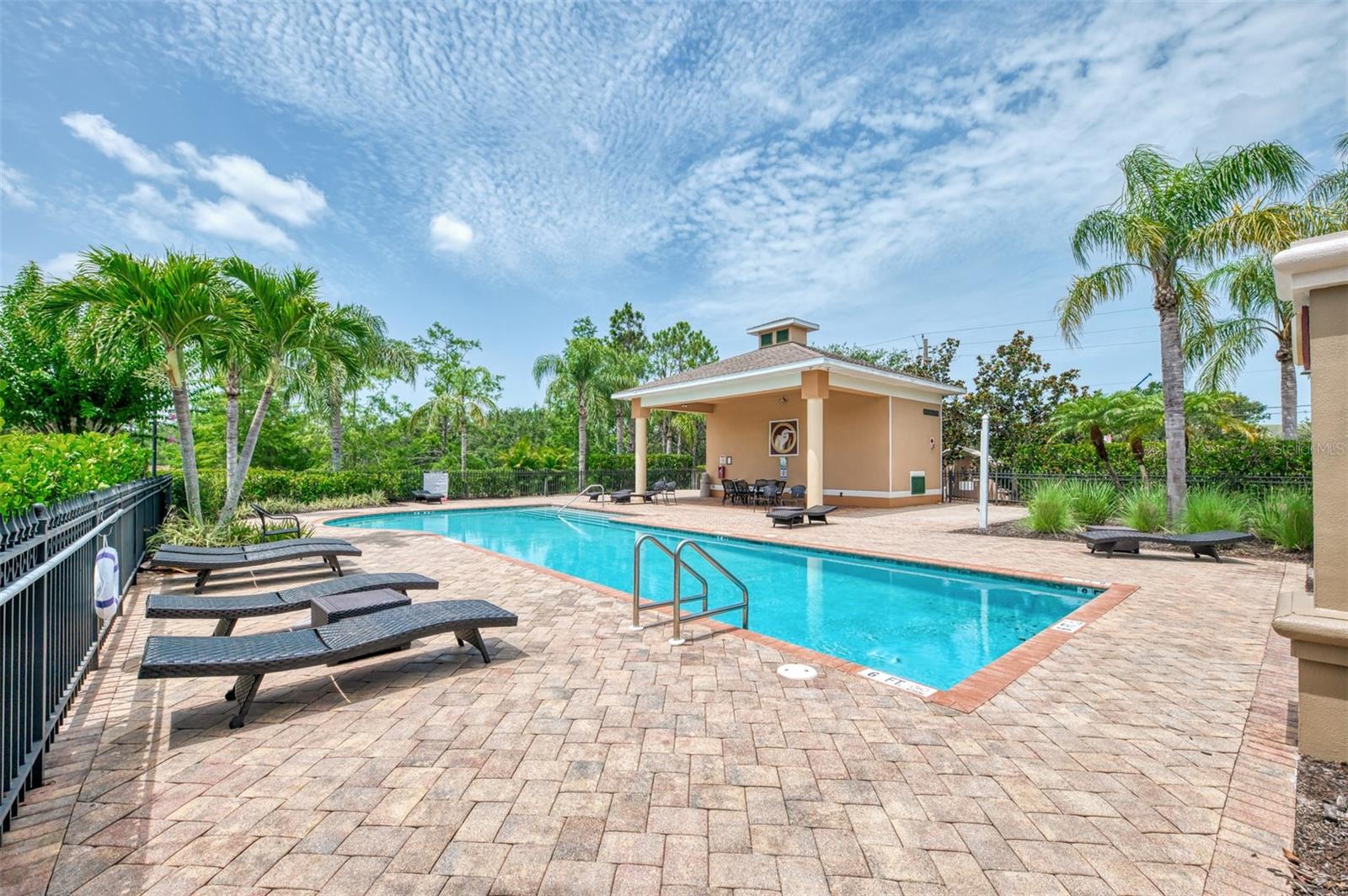 Image 46 of 48 For 5316 Mang Place 1302