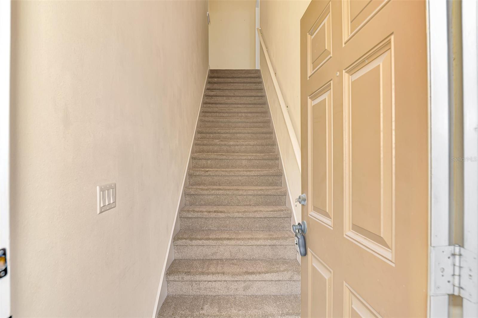 Image 6 of 48 For 5316 Mang Place 1302