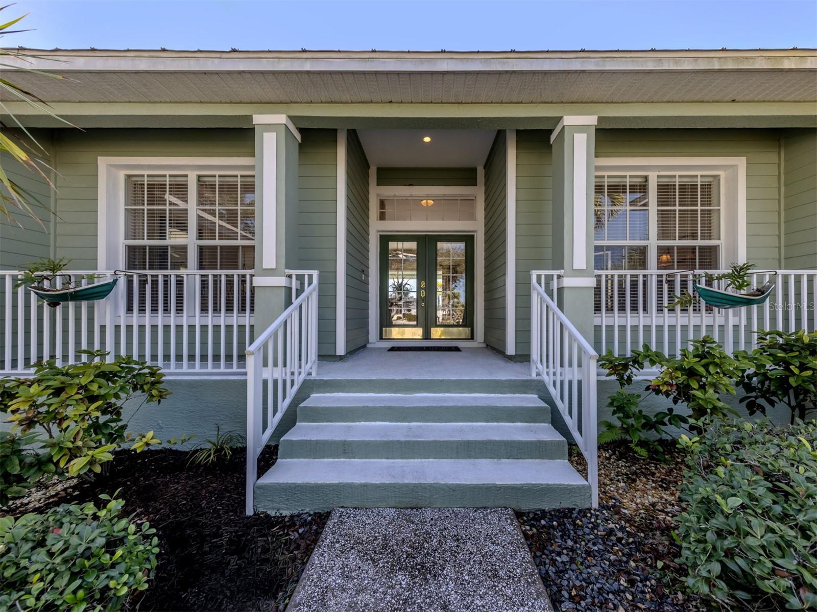 Image 4 of 63 For 853 Hillcrest Drive