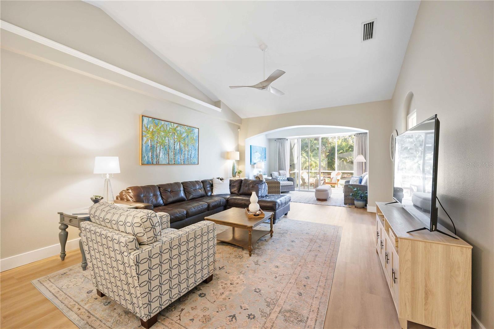 Image 15 of 50 For 760 Tartan Drive 760