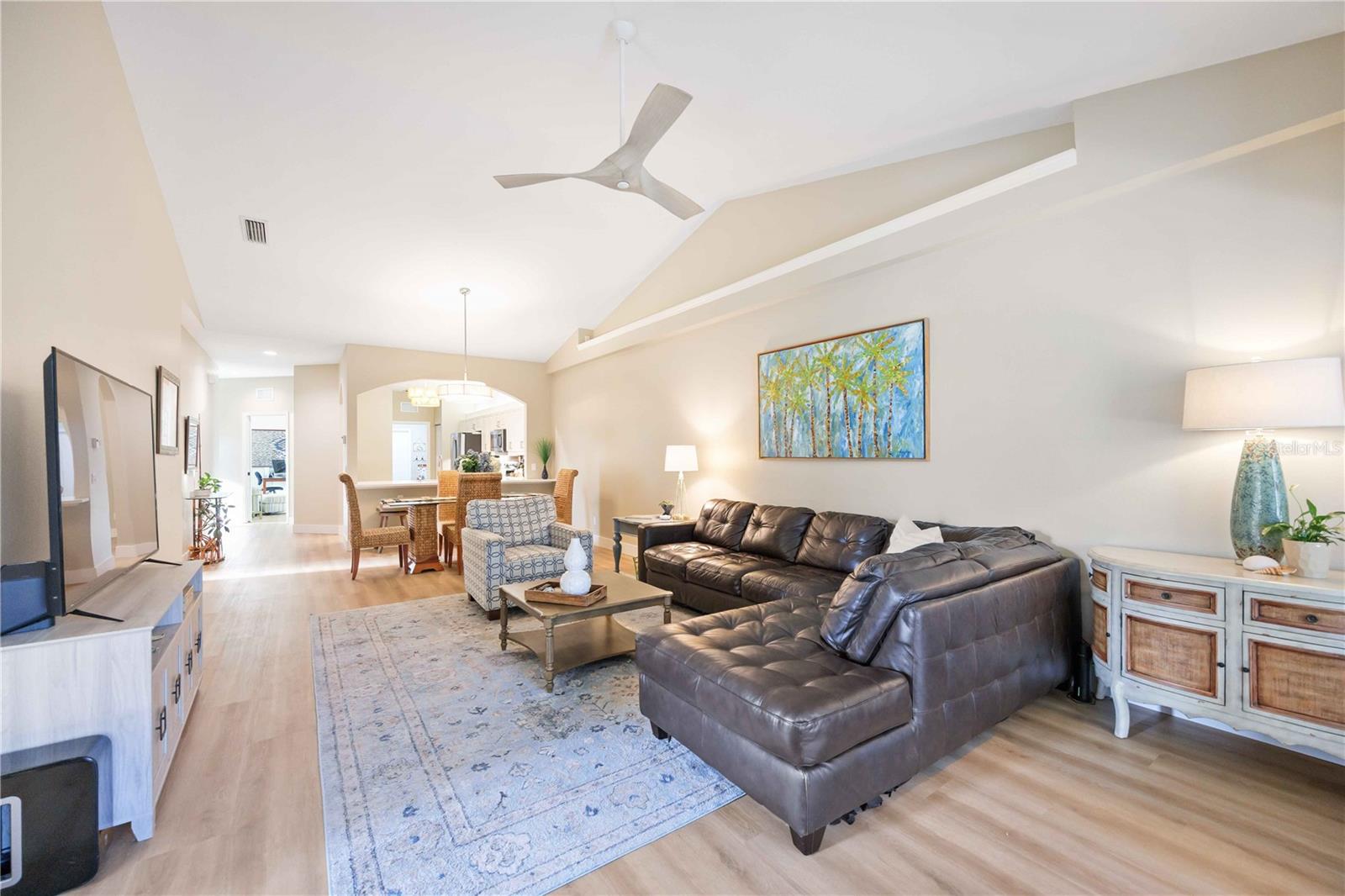 Image 17 of 50 For 760 Tartan Drive 760