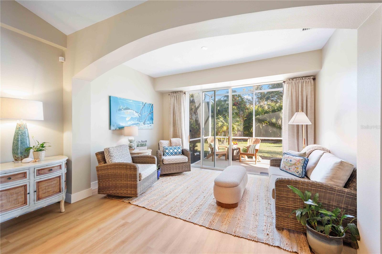 Image 19 of 50 For 760 Tartan Drive 760