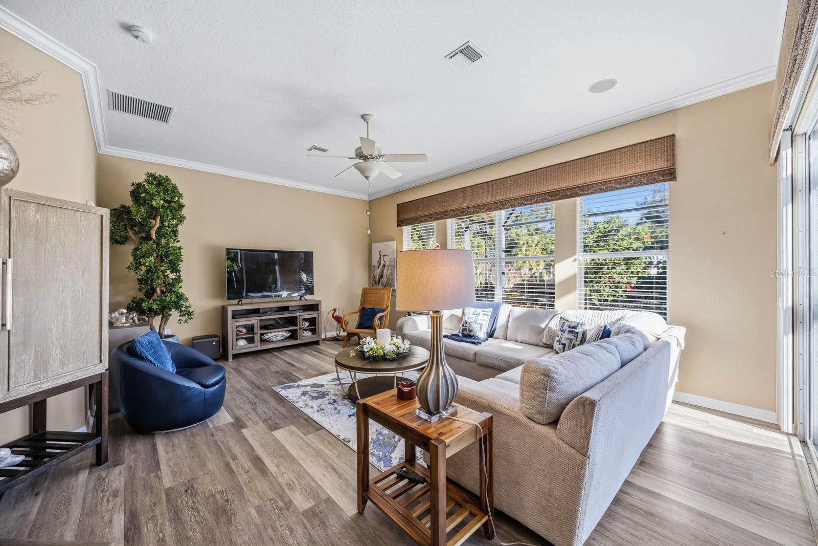 Image 11 of 53 For 412 Otter Creek Drive