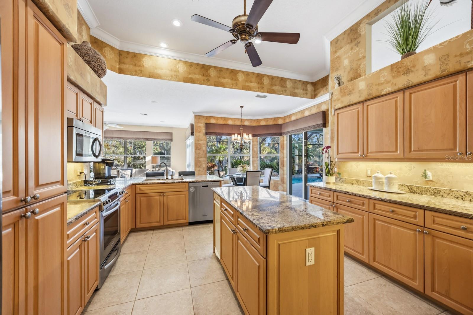 Image 19 of 53 For 412 Otter Creek Drive