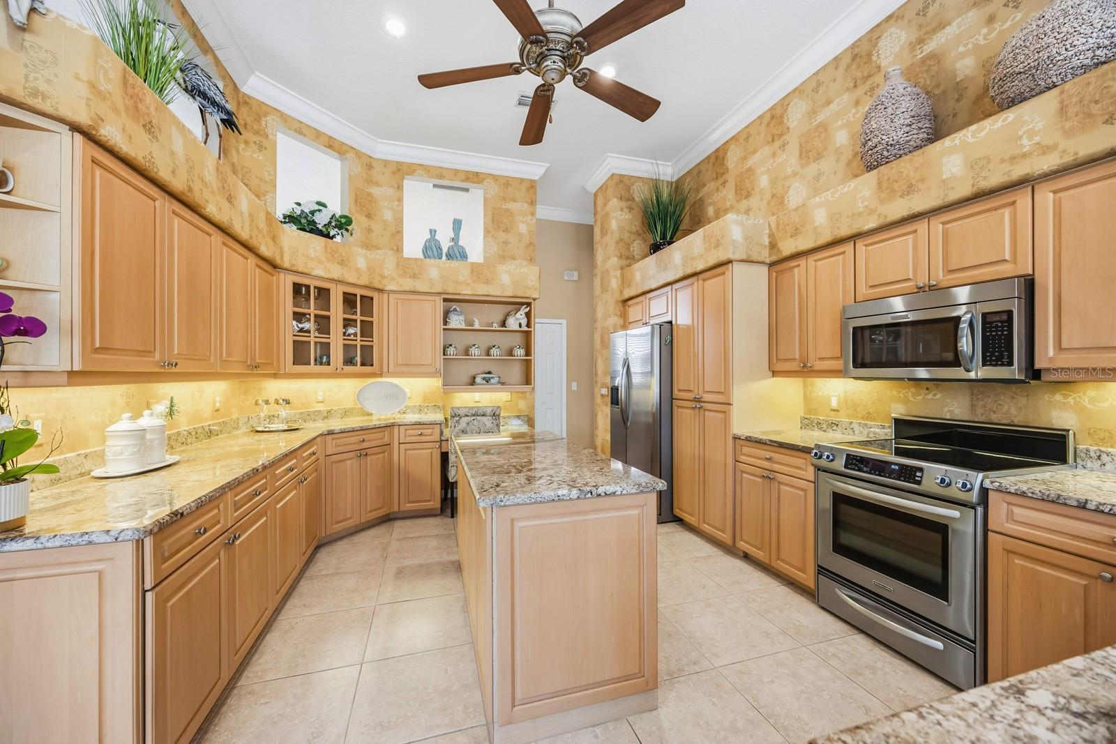 Image 21 of 53 For 412 Otter Creek Drive