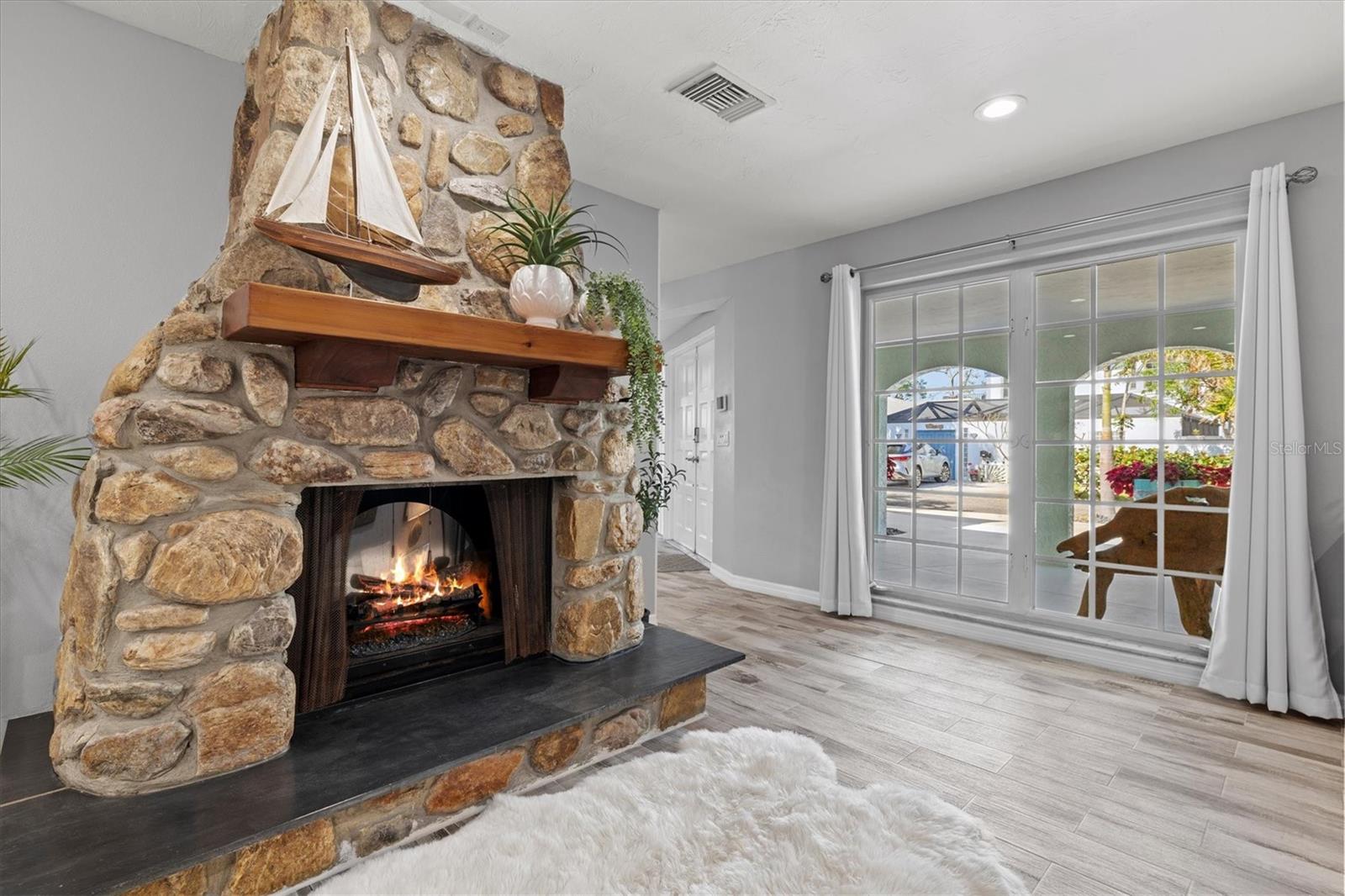 Image 32 of 96 For 605 Cornwell On The Gulf