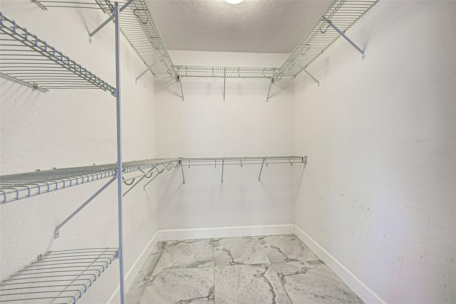 Image 16 of 46 For 153 Hourglass Drive