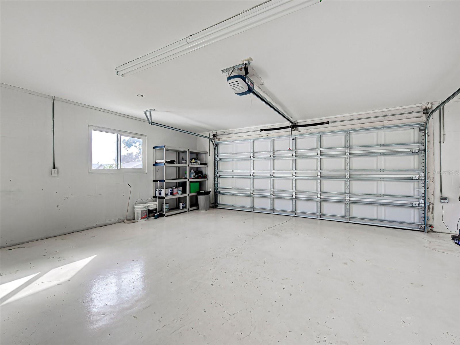 Image 20 of 46 For 153 Hourglass Drive