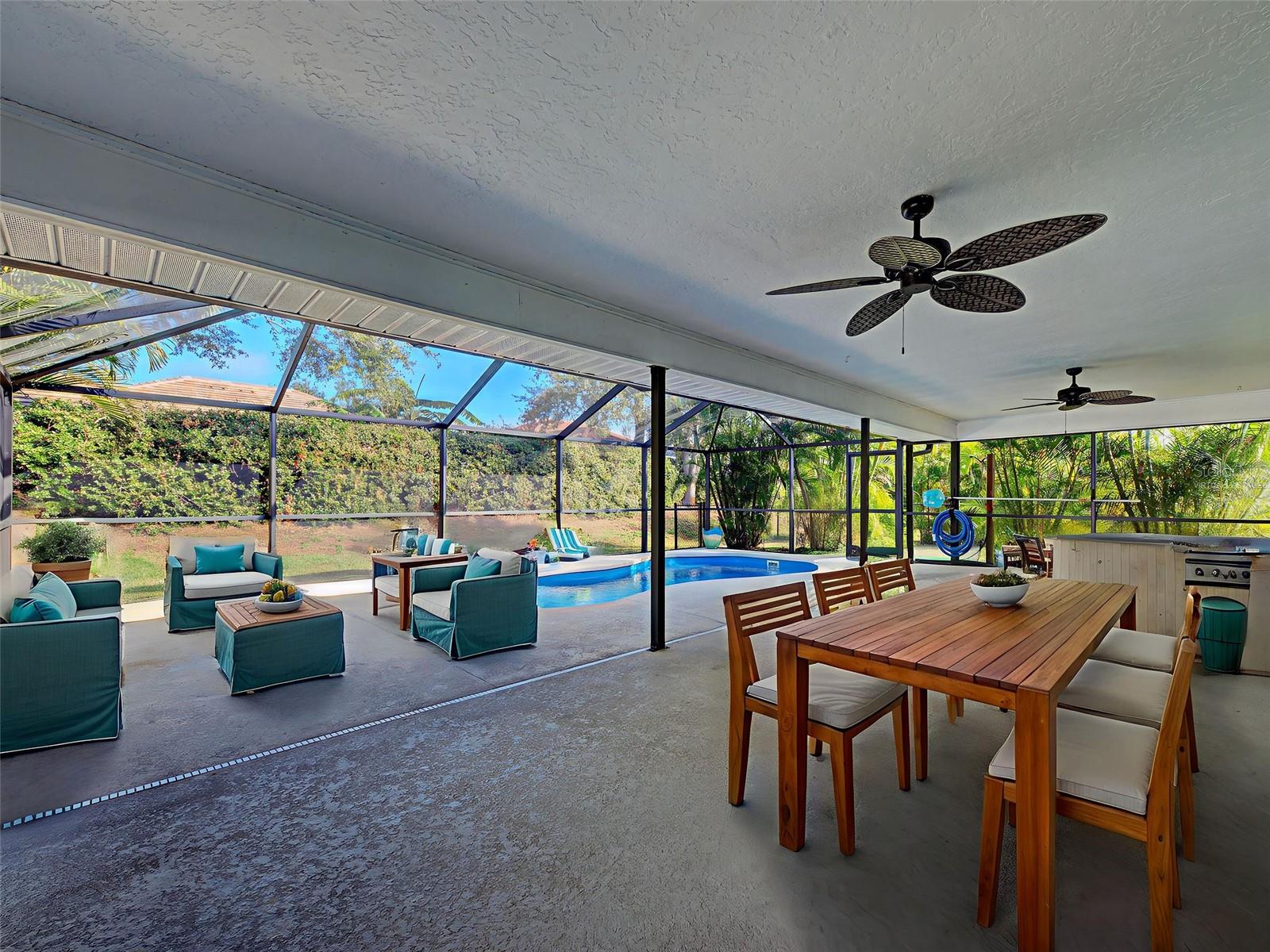 Image 31 of 46 For 153 Hourglass Drive