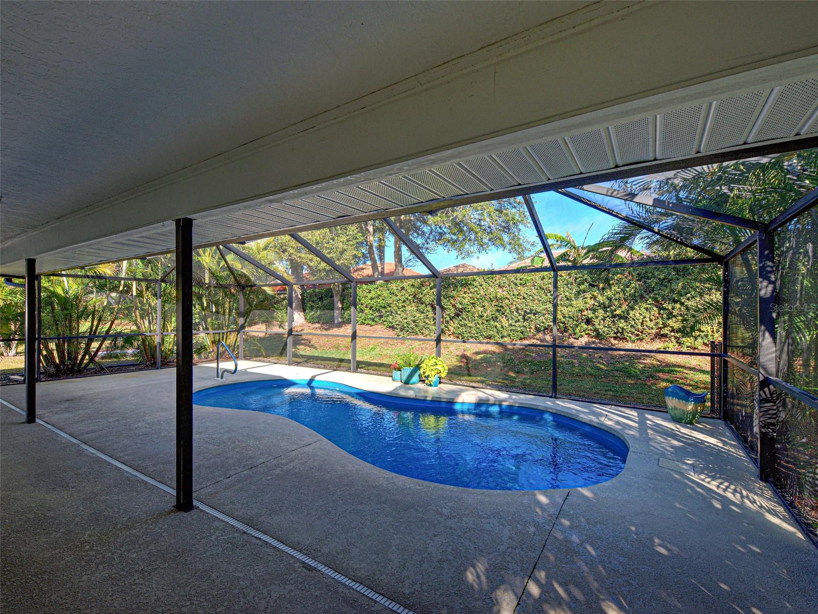 Image 37 of 46 For 153 Hourglass Drive