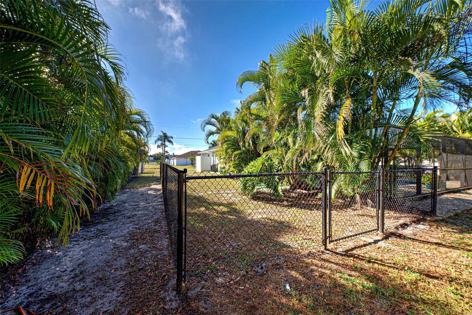 Image 40 of 46 For 153 Hourglass Drive