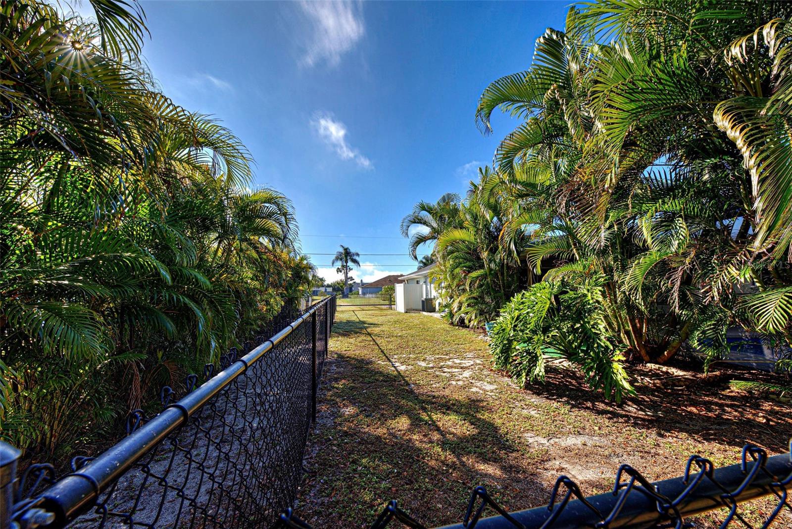 Image 41 of 46 For 153 Hourglass Drive