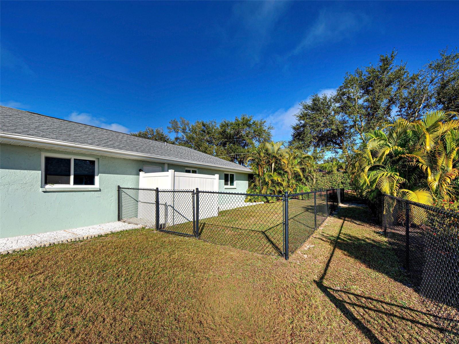 Image 42 of 46 For 153 Hourglass Drive