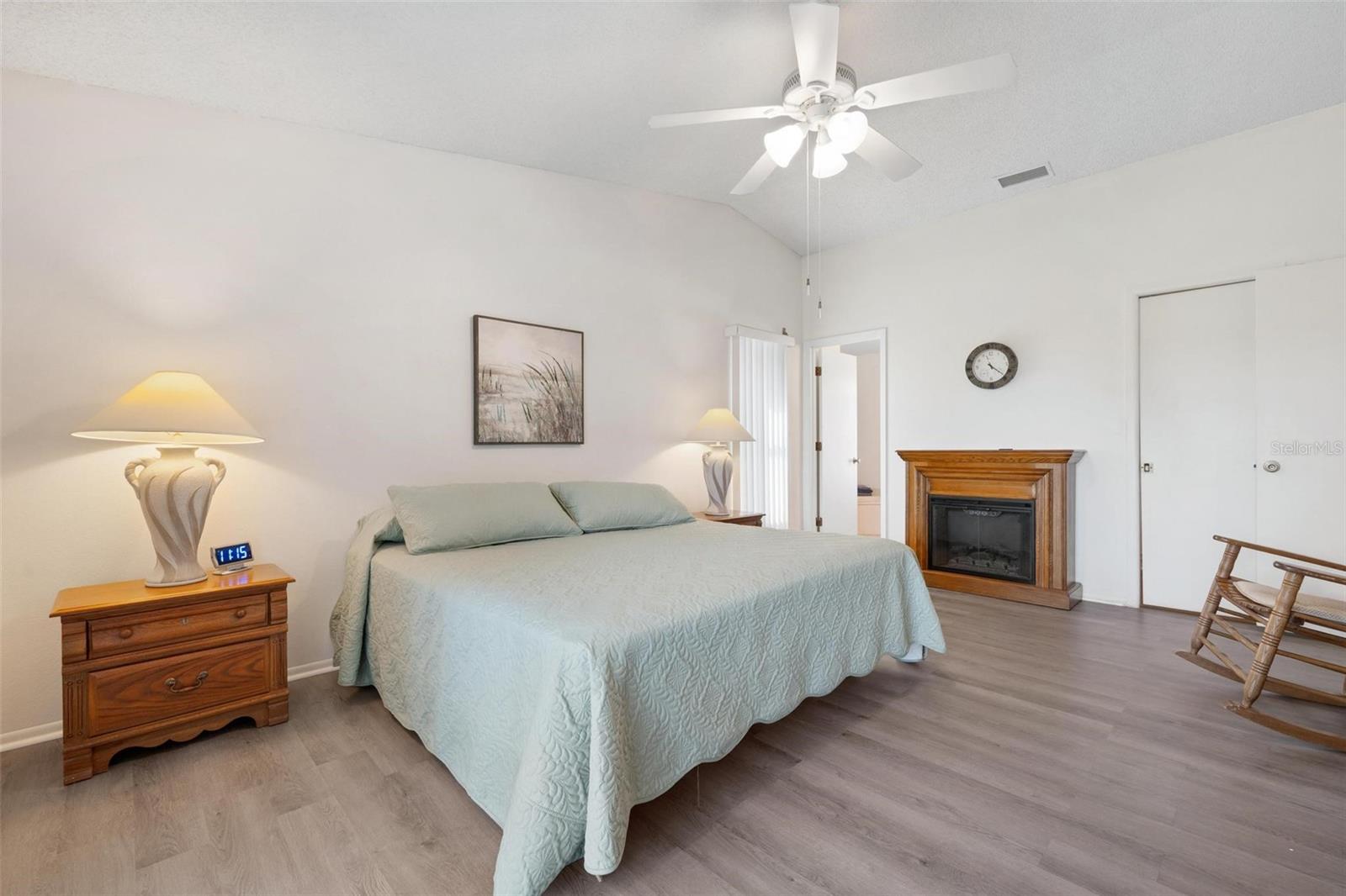 Image 33 of 67 For 1280 Covey Court