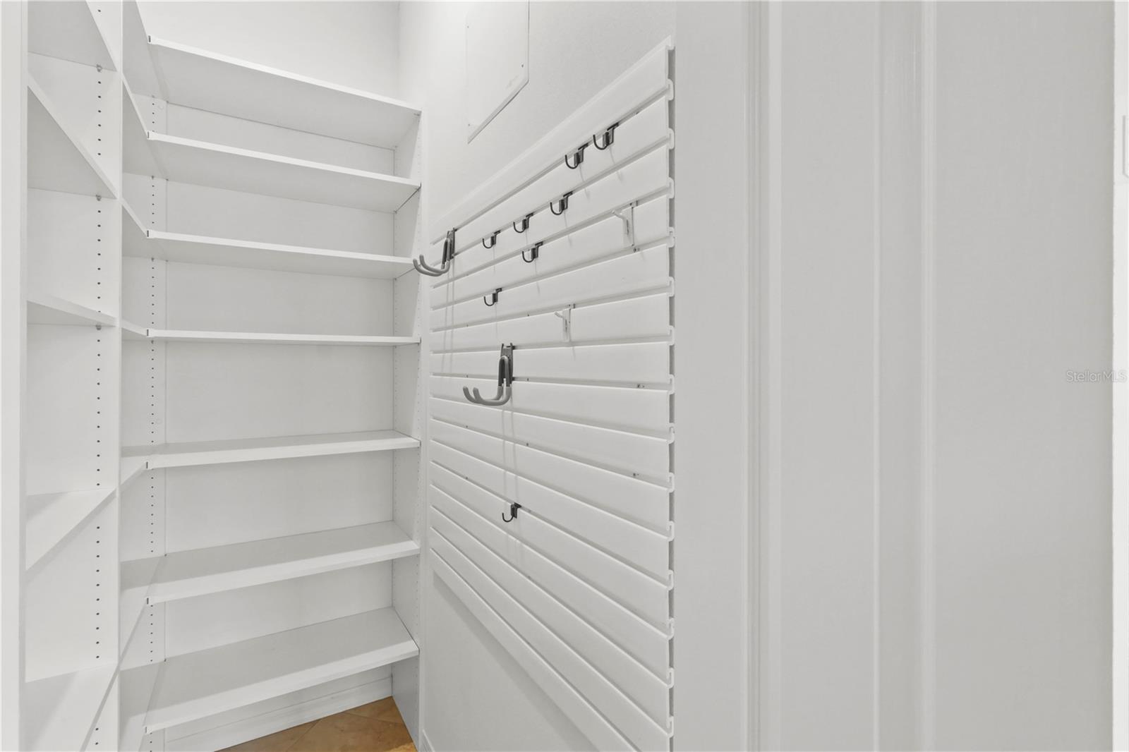 Image 7 of 74 For 1833 Lancashire Drive