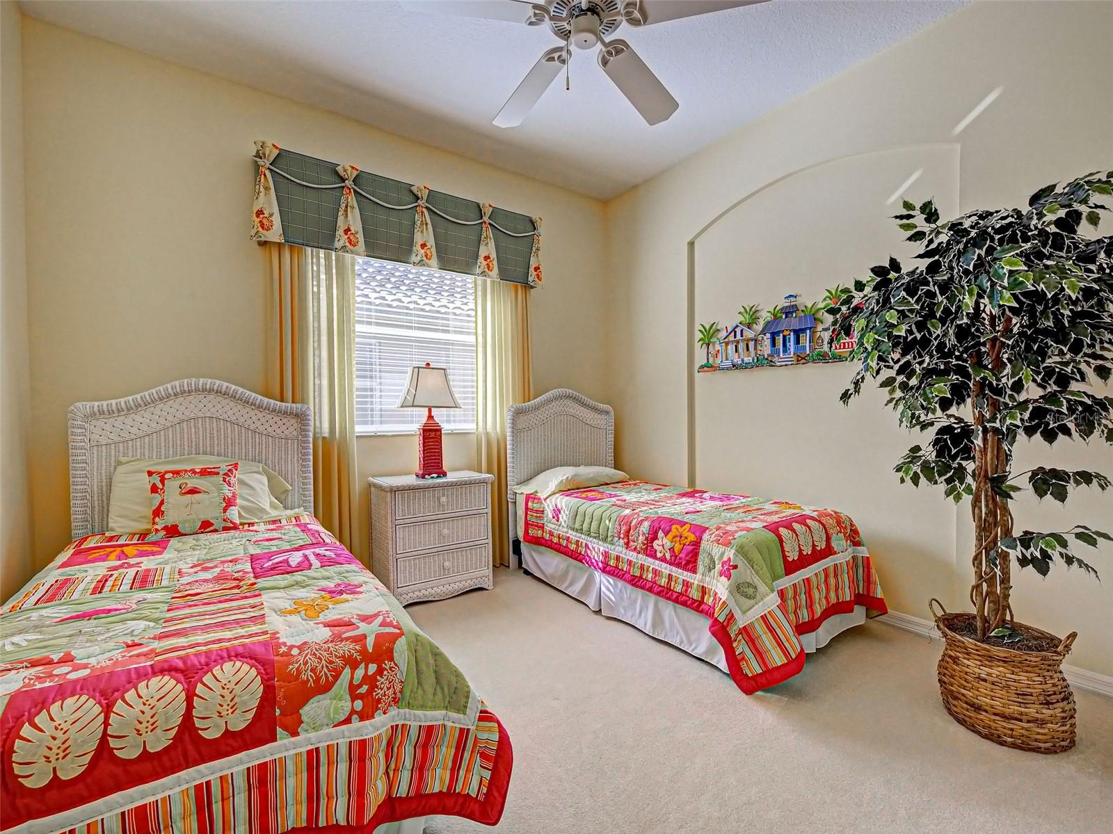 Image 41 of 82 For 484 Marsh Creek Road