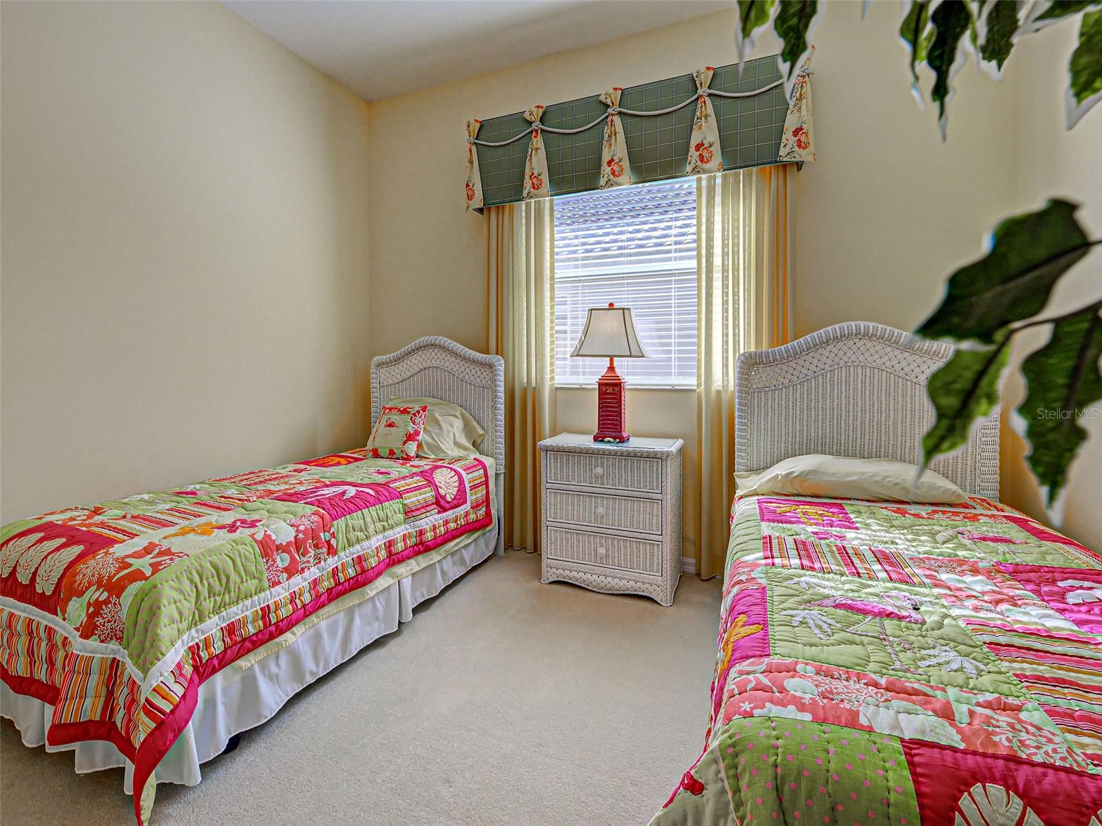 Image 42 of 82 For 484 Marsh Creek Road