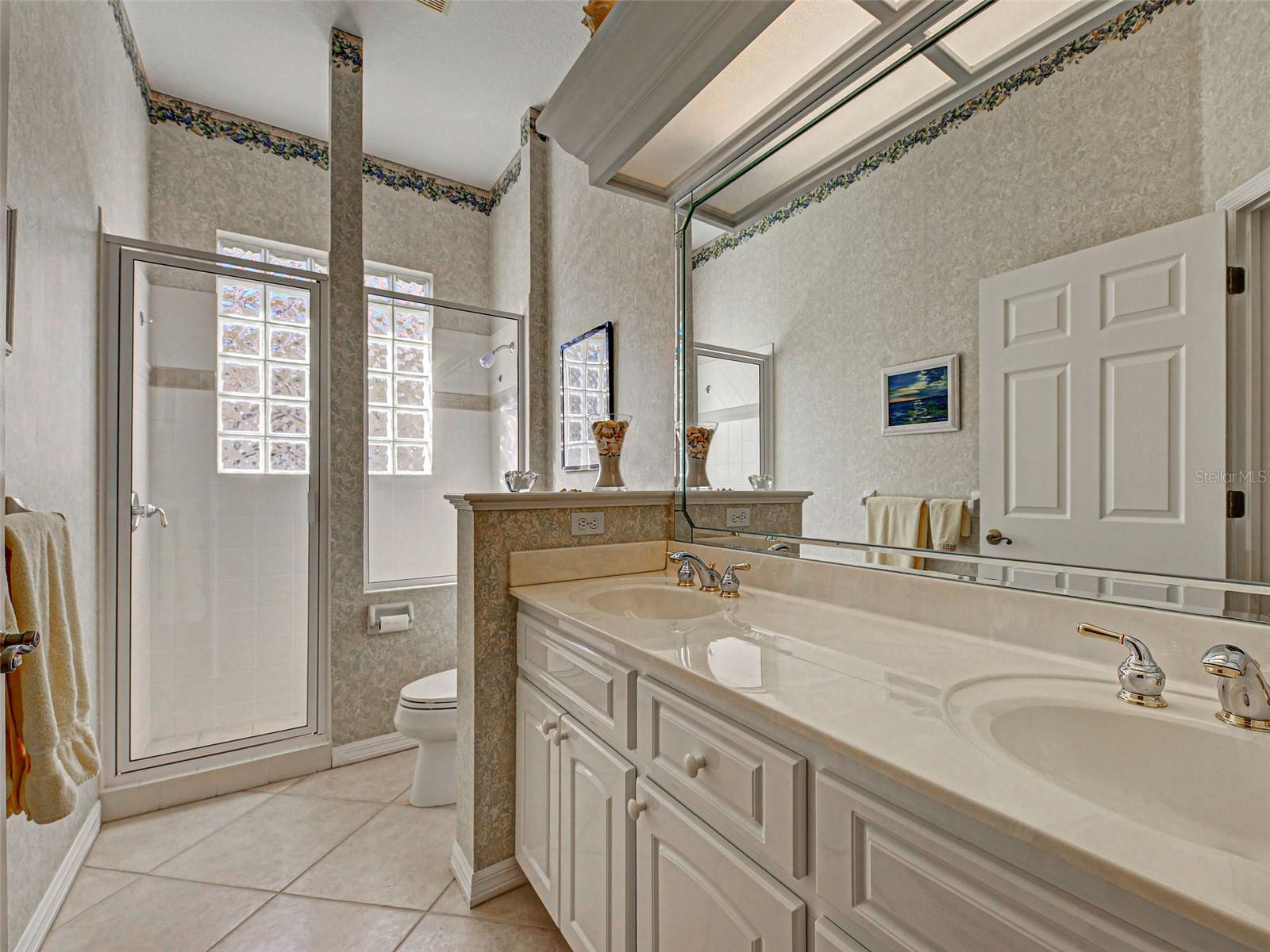 Image 43 of 82 For 484 Marsh Creek Road