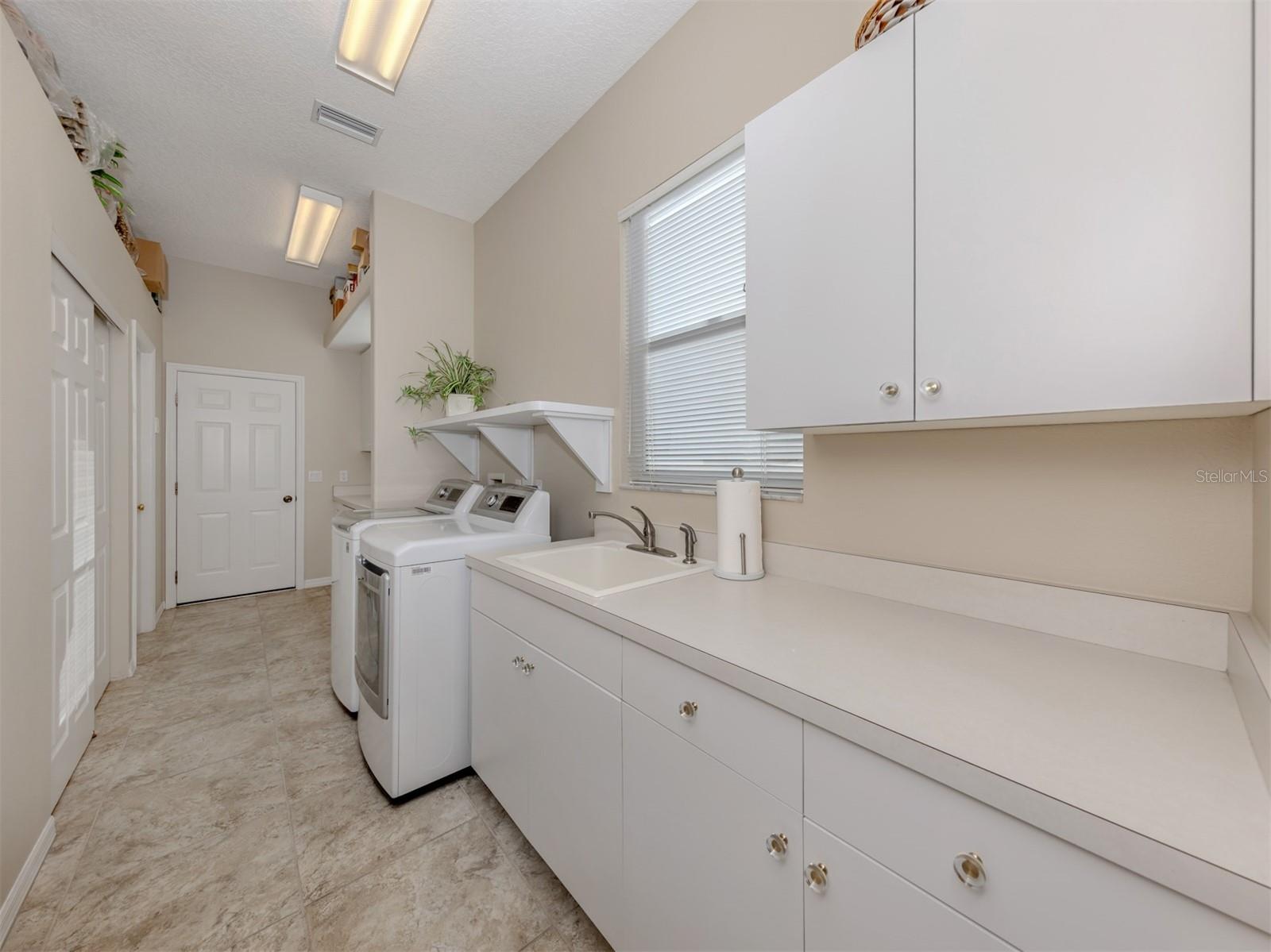 Image 24 of 70 For 505 Cheval Drive