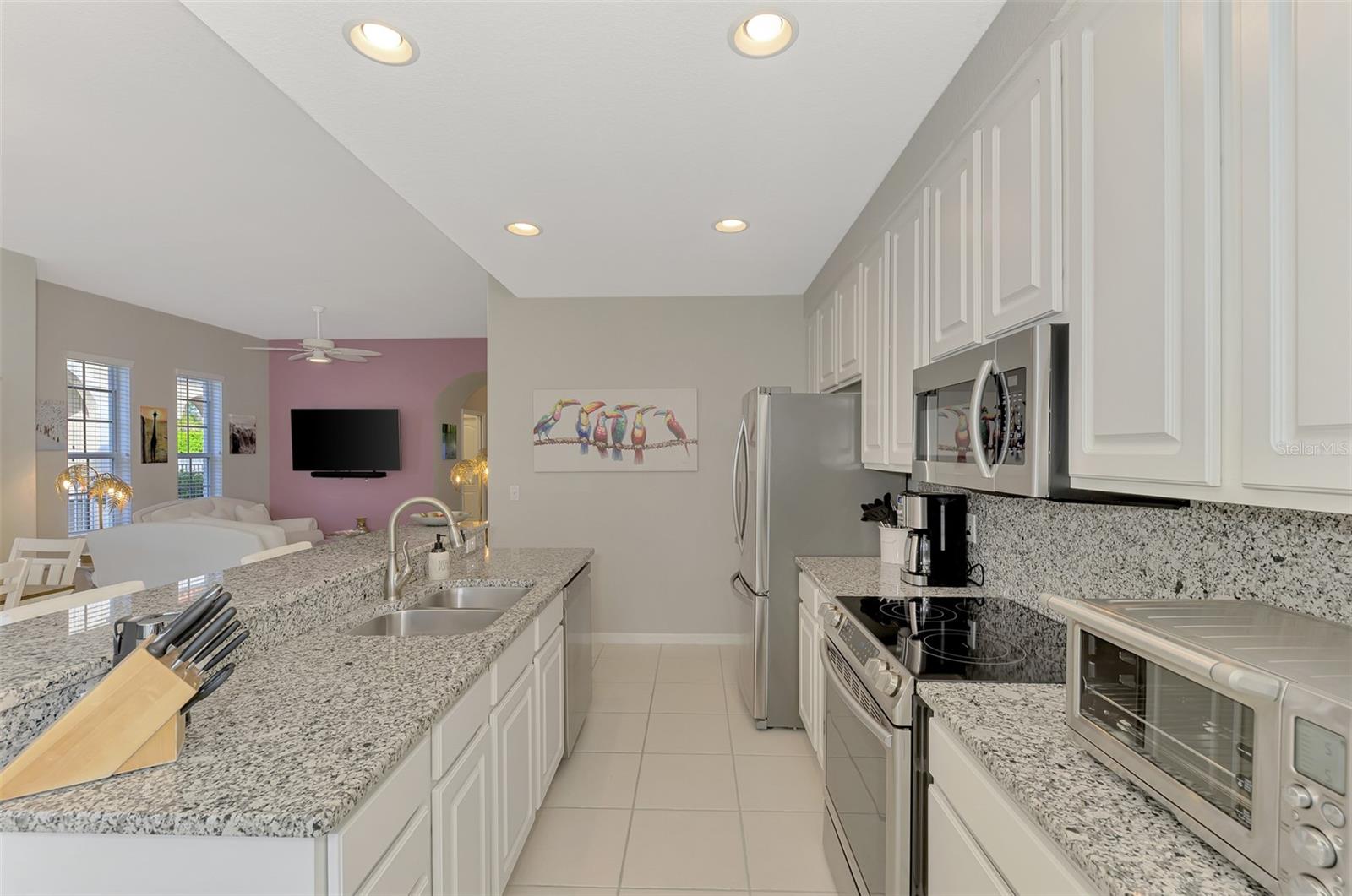 Image 24 of 69 For 903 Ravinia Circle 903