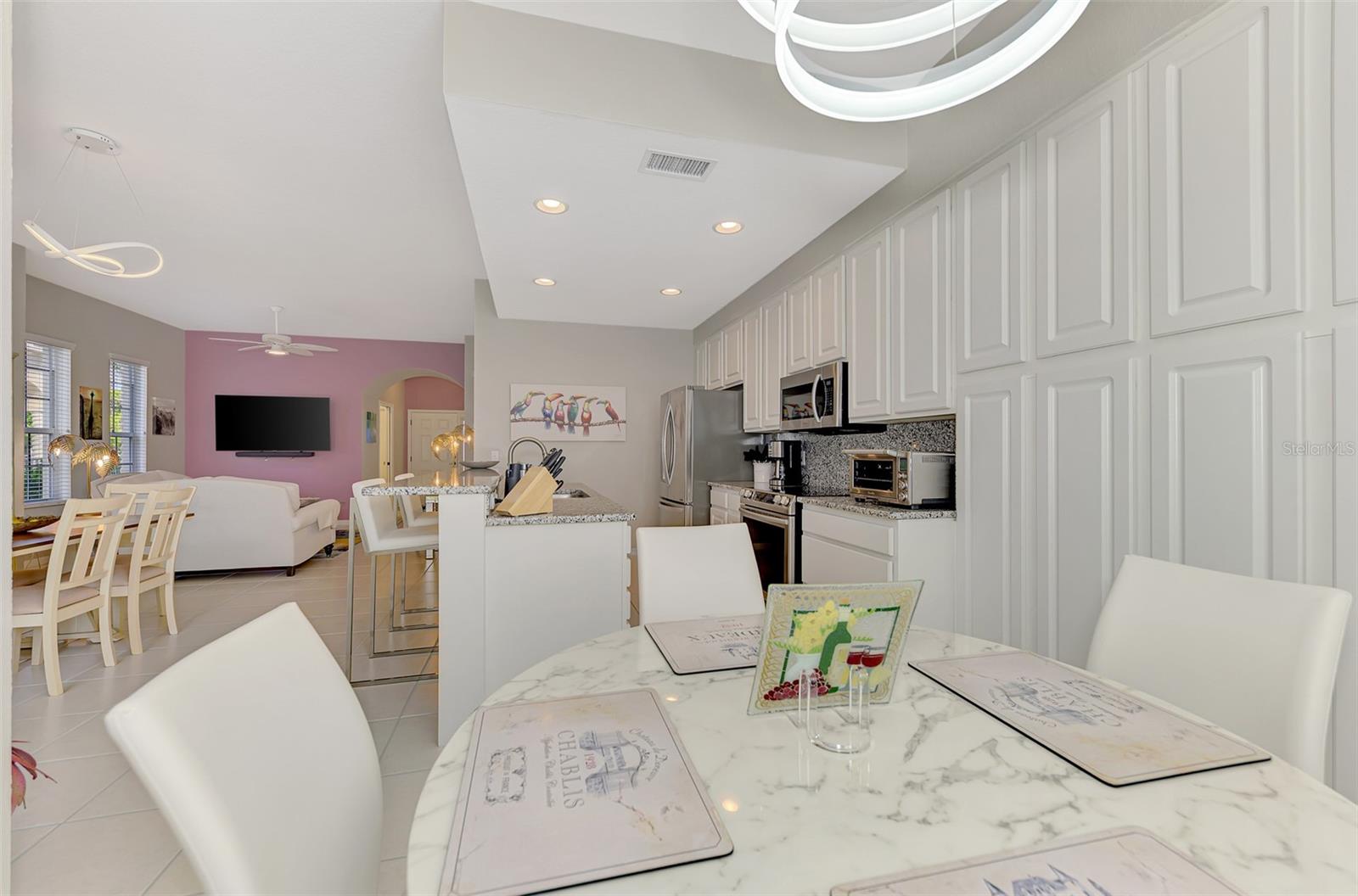 Image 30 of 69 For 903 Ravinia Circle 903