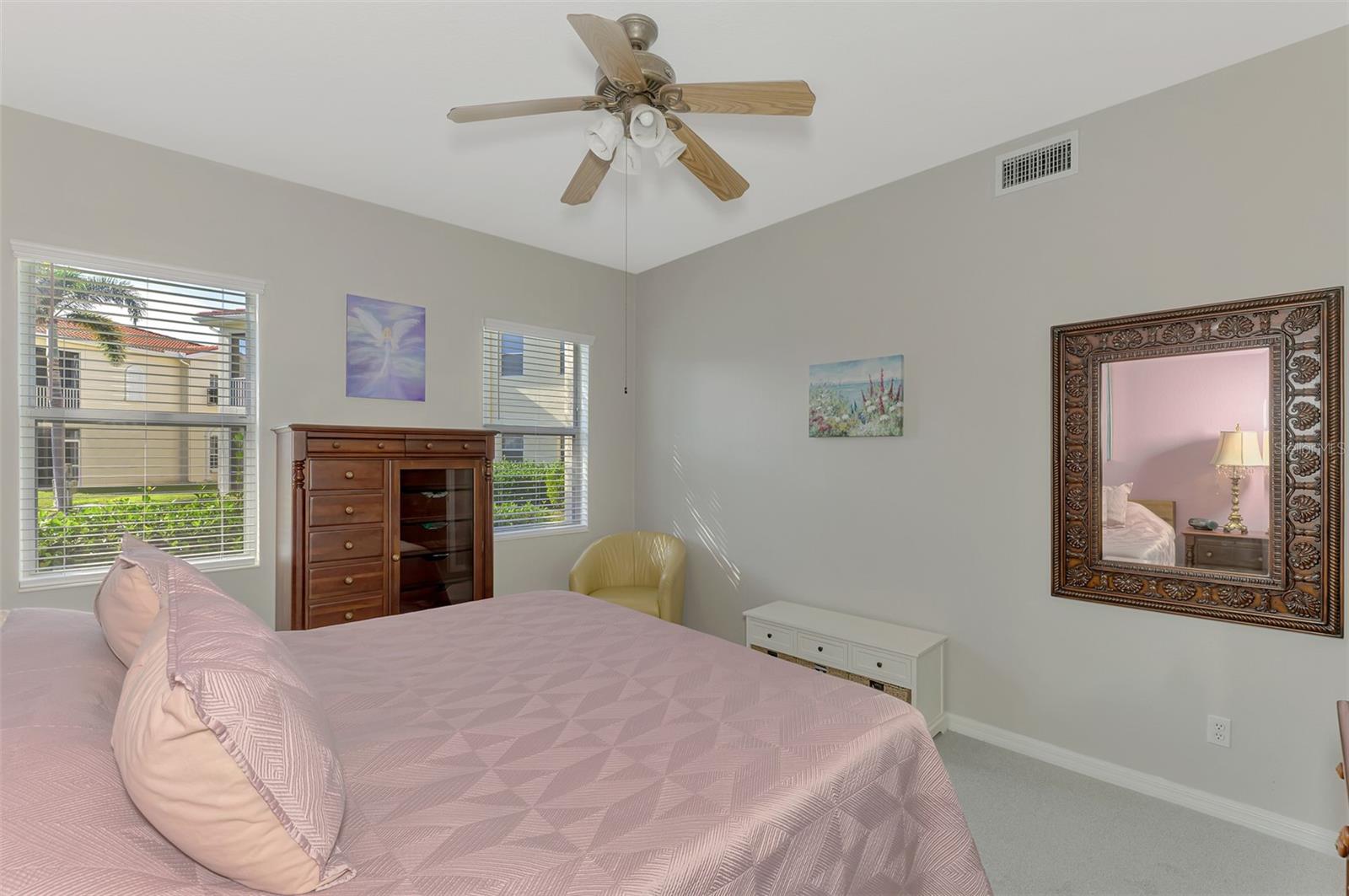 Image 33 of 69 For 903 Ravinia Circle 903