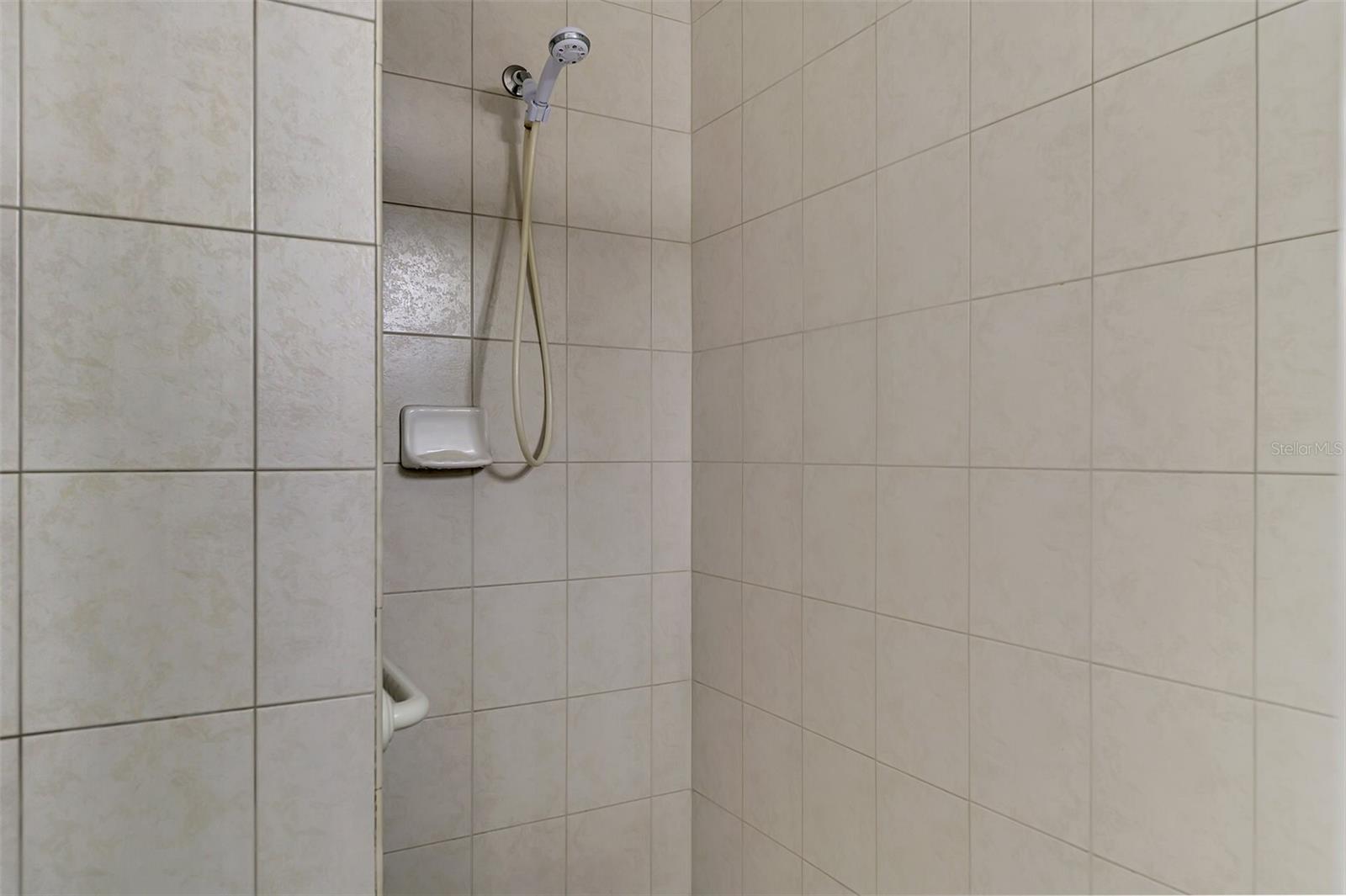 Image 37 of 69 For 903 Ravinia Circle 903