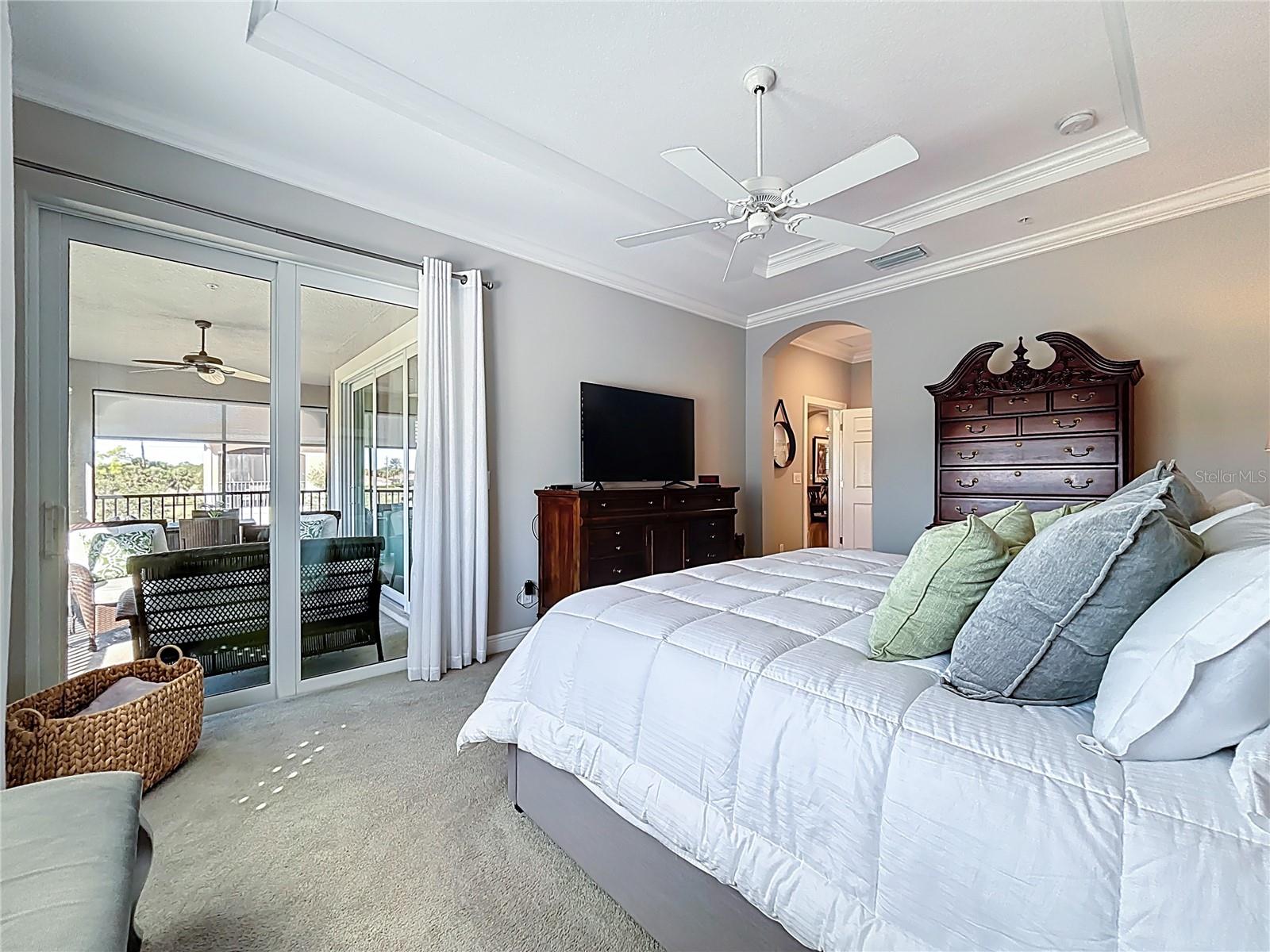 Image 37 of 59 For 202 Bella Vista Terrace  D